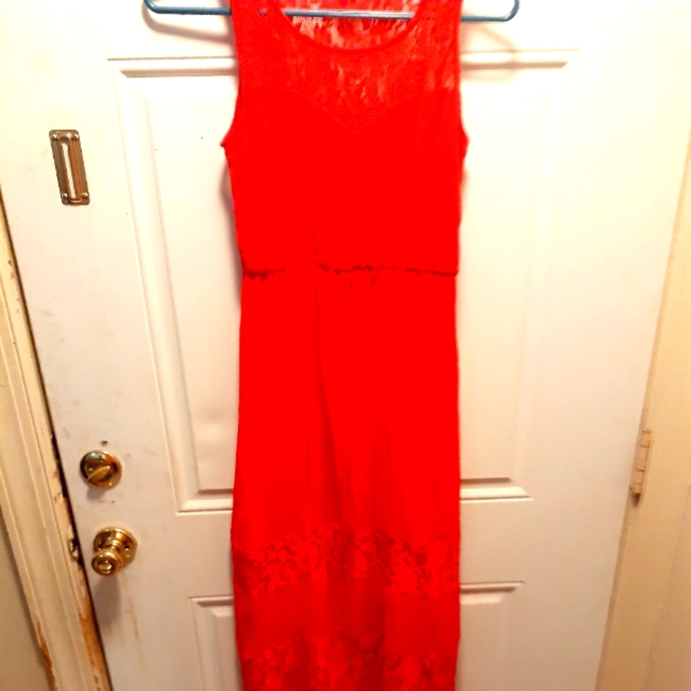 Red tier dress with lace on top size M